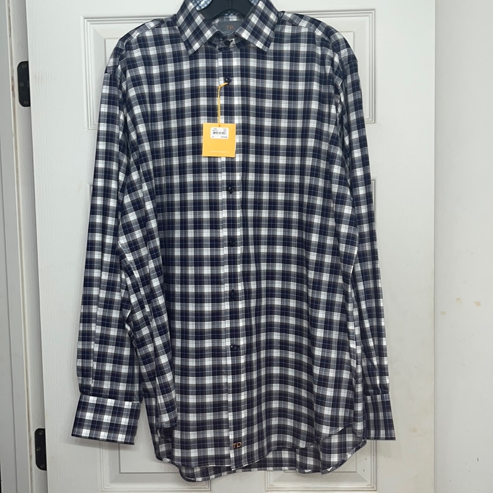 Mens Thomas Dean dress shirt. XL, brand new with tags.